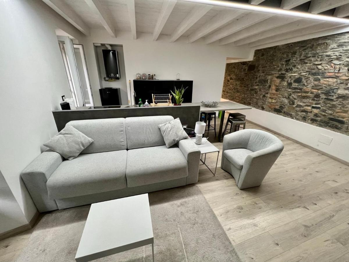 Larius Apartment Como Buitenkant foto