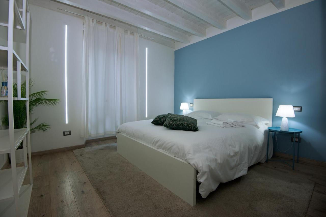 Larius Apartment Como Buitenkant foto