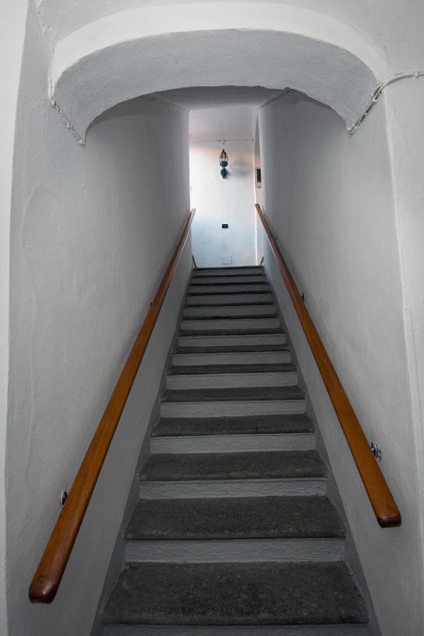 Larius Apartment Como Buitenkant foto